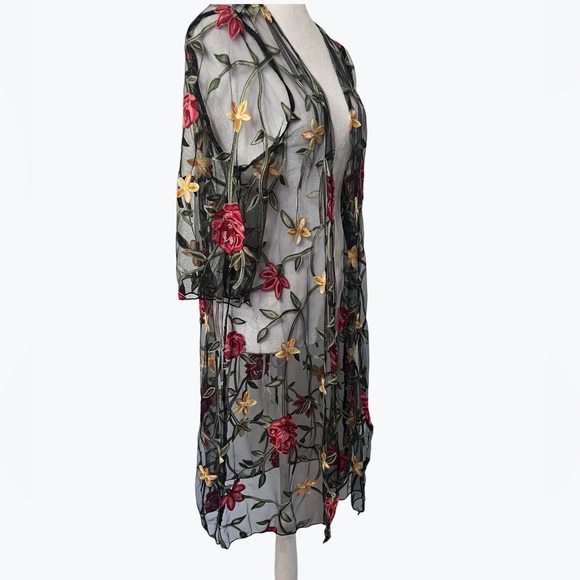NWT Liv Los Angeles Floral Embroidered Kimono L/XL - Picture 3 of 8